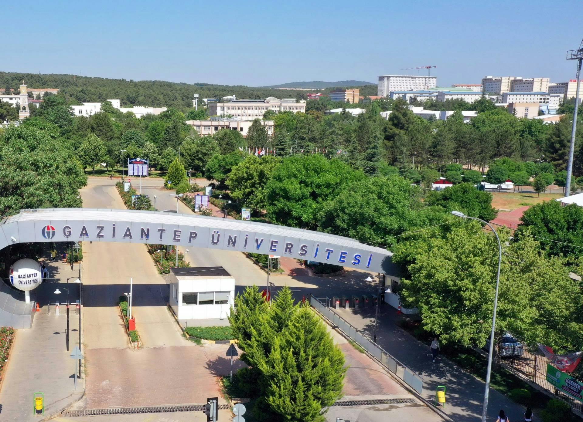 Gaziantep Üniversitesi cover